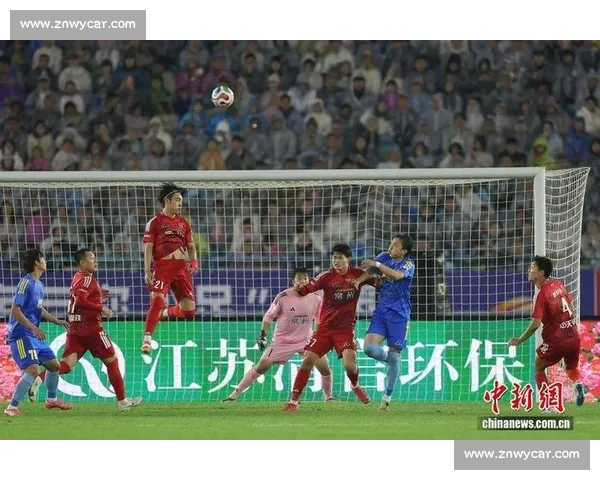 致命飞铲引爆世仇!苏超双雄再添新恨 致命飞铲引爆世仇!苏超双雄再添新恨