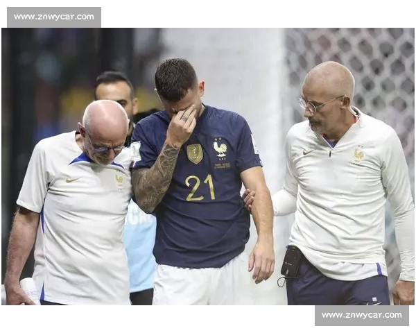 卢卡斯：伤病淬炼与欧冠荣耀的双面赛季