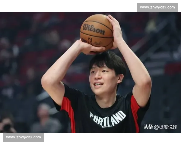 杨瀚森试训征服开拓者 主帅盛赞全场最佳 扣篮王之子无奈称难以招架